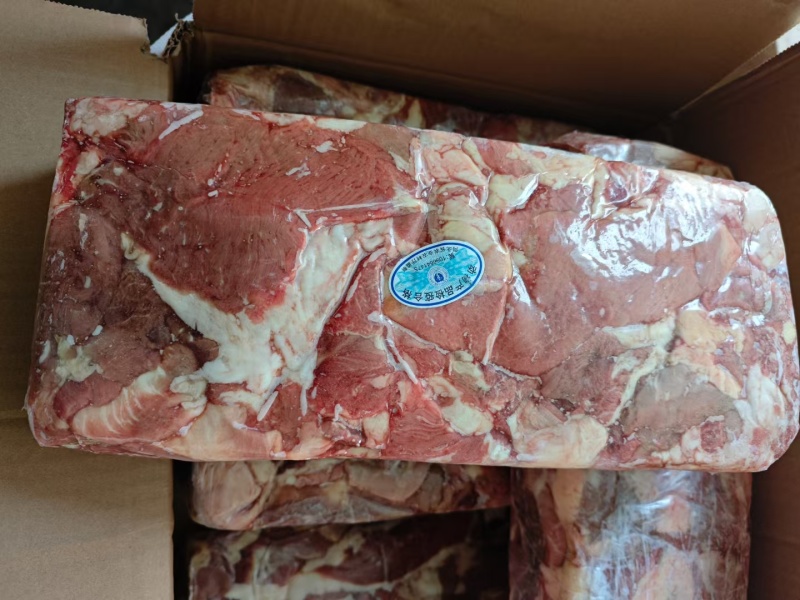 牛碎肉瘦度高块也不小适合炖锅做馅一手货源