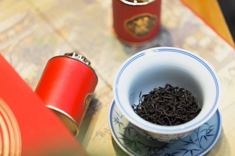 武夷山正山小种特级红茶桐木关清香型春茶茶叶散装罐装礼盒装