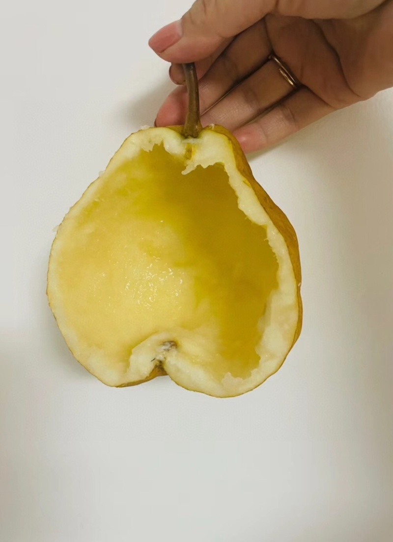 冰淇淋丑梨软嫩香甜非常适合老人小孩食用支持一件代发