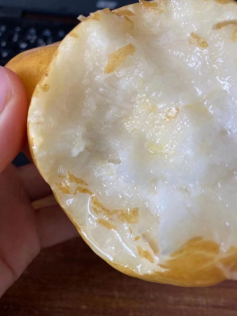 冰淇淋丑梨软嫩香甜非常适合老人小孩食用支持一件代发