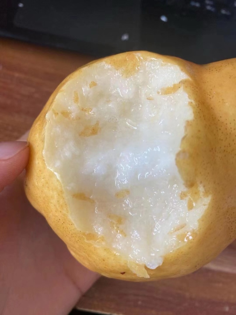 冰淇淋丑梨软嫩香甜非常适合老人小孩食用支持一件代发