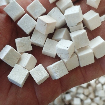 茯苓丁保质保量假一赔十精品茯苓丁欢迎致电咨询下单