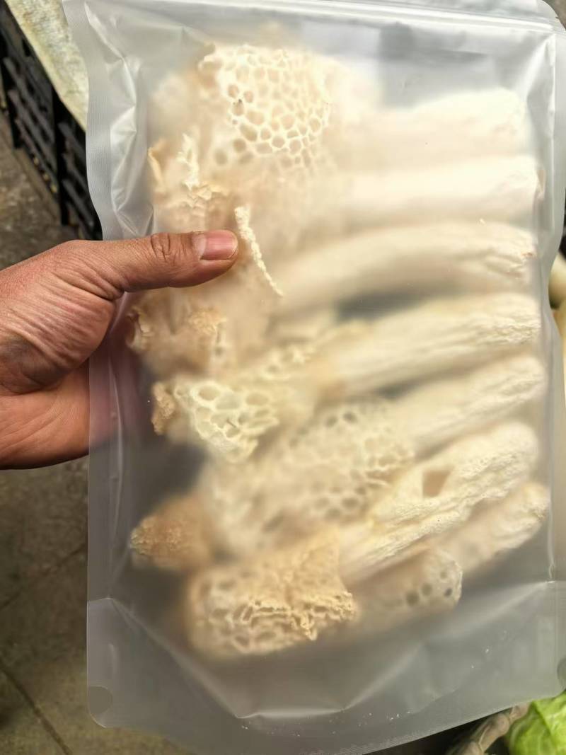 贵州红托竹荪产地直发量大从优干货蘑菇