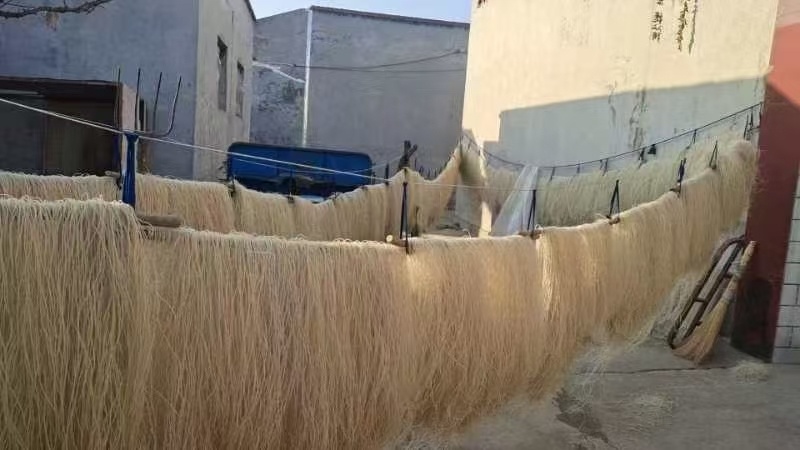 红薯粉条好吃不贵产地直发价格美丽欢迎老板致电咨询对接全国
