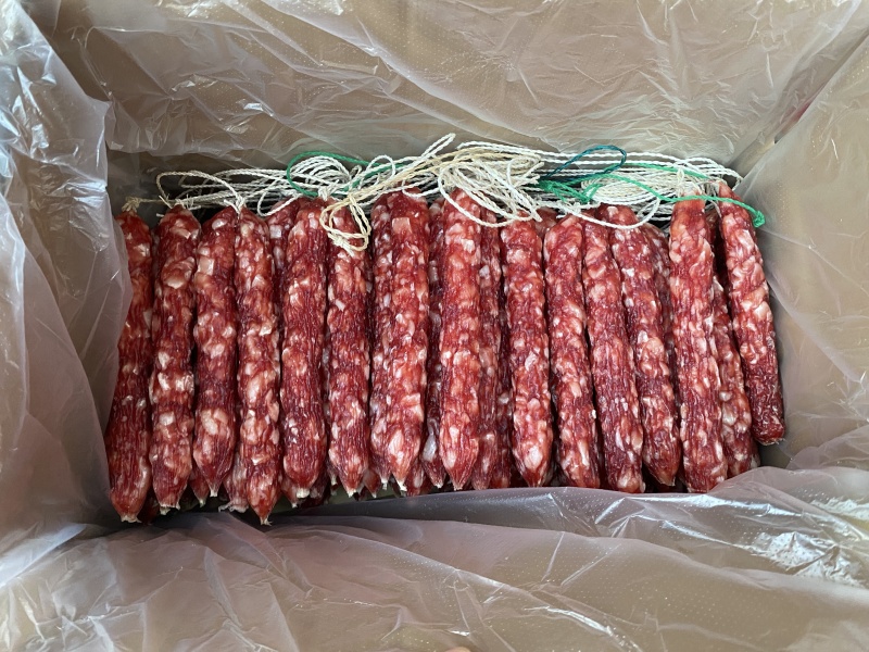 手工切肉肠皇广式腊肠腊味腊肠香肠咸甜适中广东腊肠高端餐饮