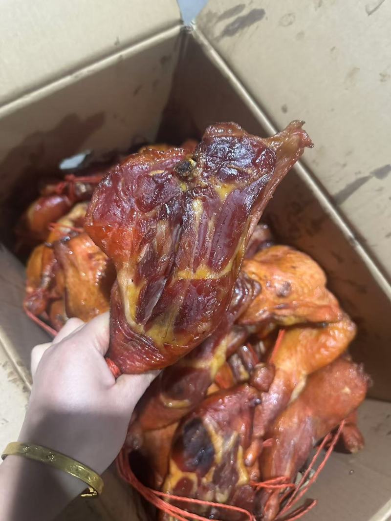 烟熏鸡腿，大鸡腿，小鸡腿都有货