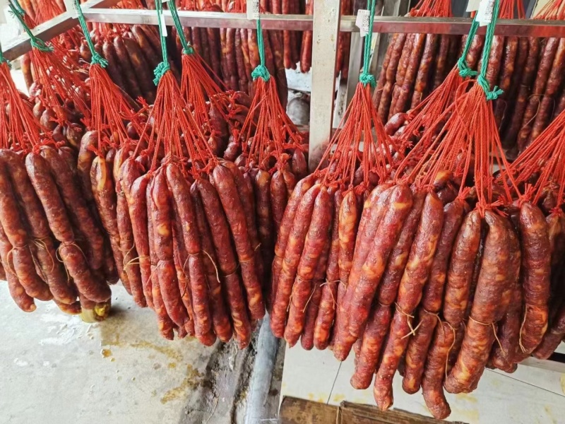 烟熏香肠，川味腊肠，五香，麻辣，口味齐全