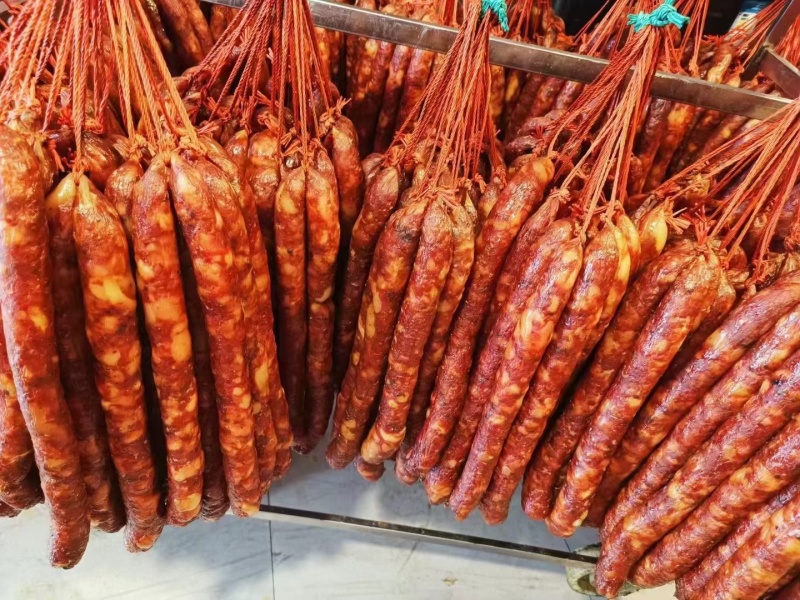 烟熏香肠，川味腊肠，五香，麻辣，口味齐全