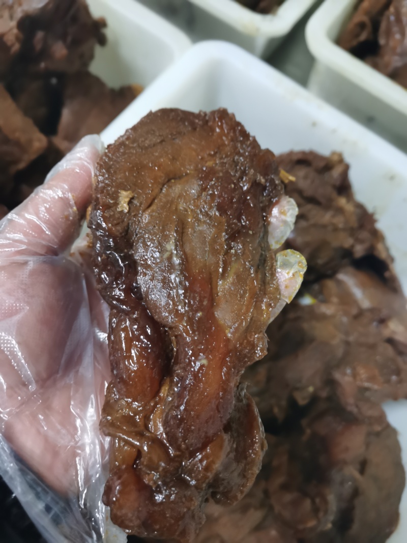 山东纯干五香酱牛肉，传统卤制精品牛腱牛腿肉，无任何科技！