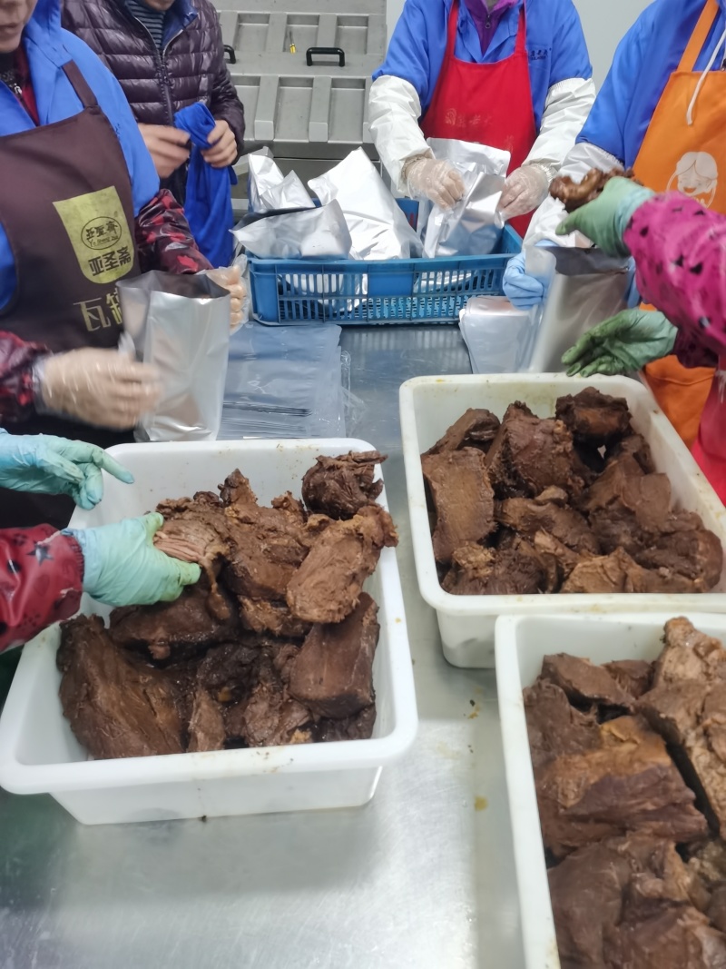 山东纯干五香酱牛肉，传统卤制精品牛腱牛腿肉，无任何科技！