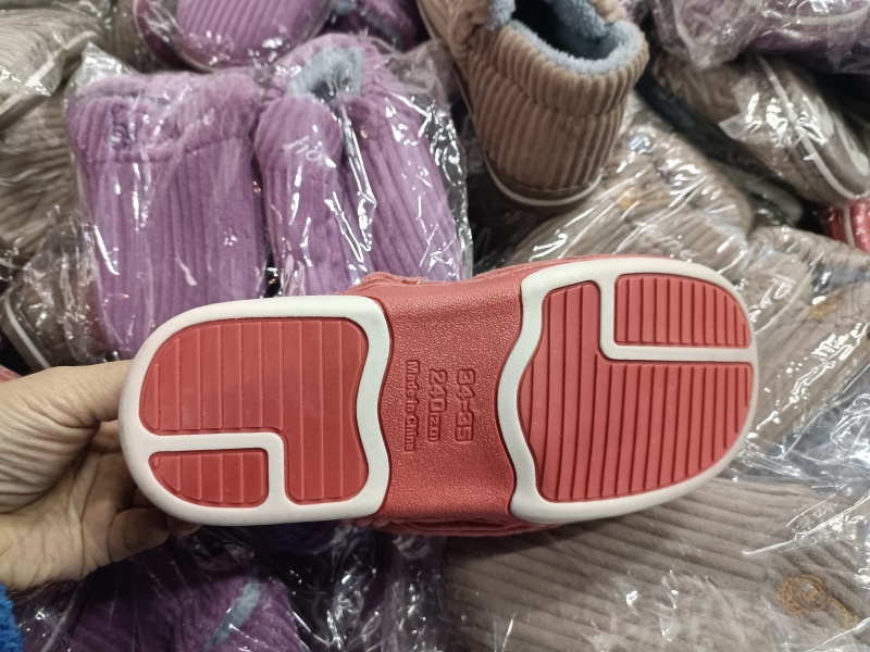 儿童家居鞋，3.99元/双