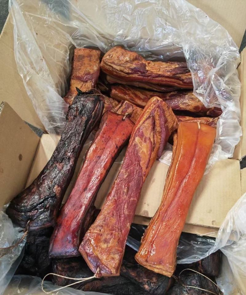 产地直送精品腊肉全国供应新鲜直达，五花二刀、腊排骨、腊肠