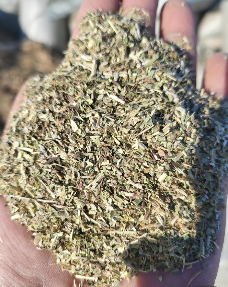 花生秧叶粉，鸵鸟粉，鹅粉，草饲料原料等等