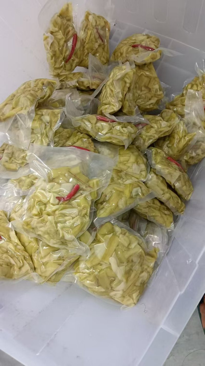 广西特产去皮芋苗，芋禾杆子，芋梗，脆芋苗