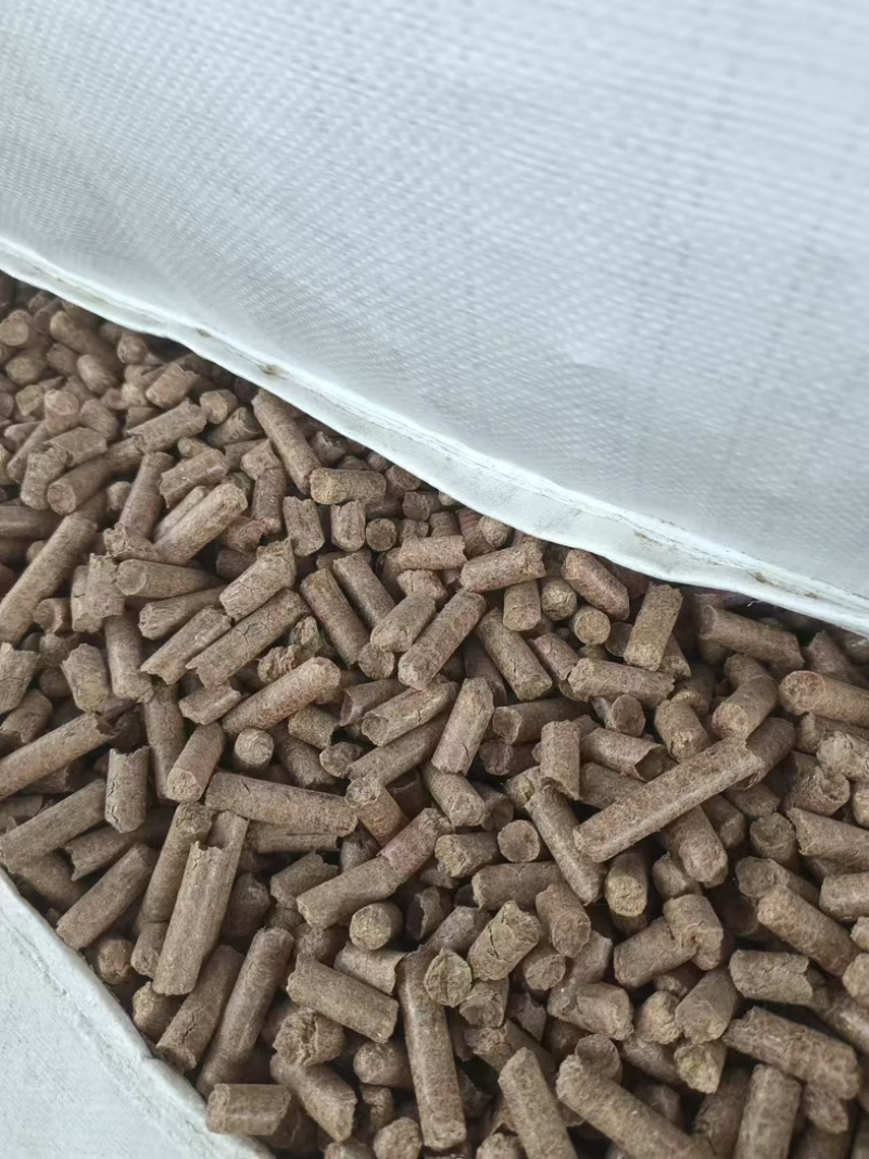 精品小炉料生物质颗粒，灰份少，不结焦，热值高，厂家直销