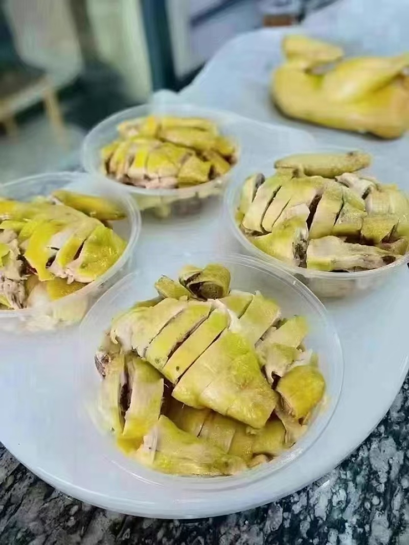 盐焗鸡，盐焗鸡腿，一件50斤，全熟和半成品都有货