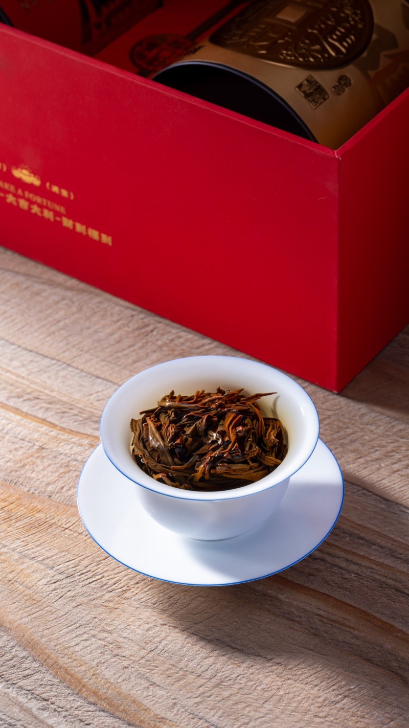 野茶正山小种高山野生红茶水蜜桃香送人礼盒装250g
