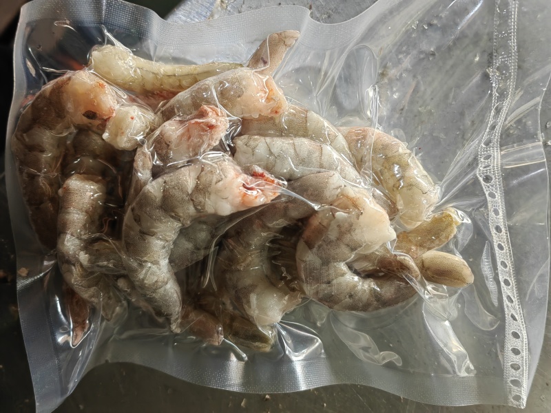 饺子馆用虾仁，鱼食也可以用，便宜处理