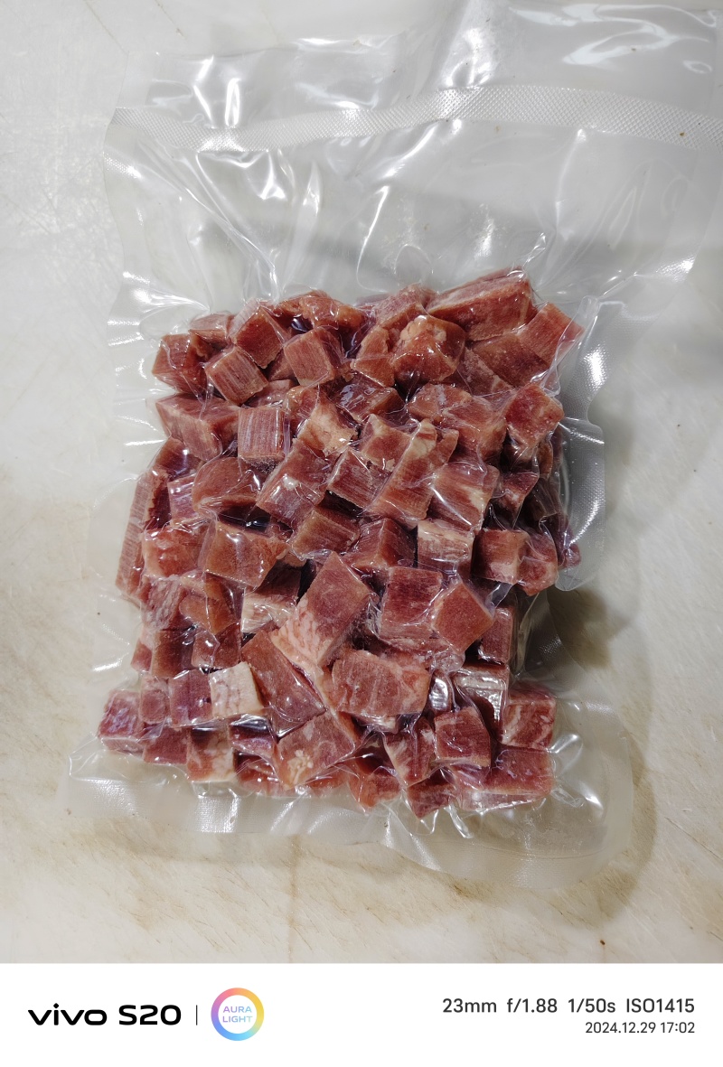 牛肉粒，厂家直销，可做大小包装，诚信经营，欢迎采购。