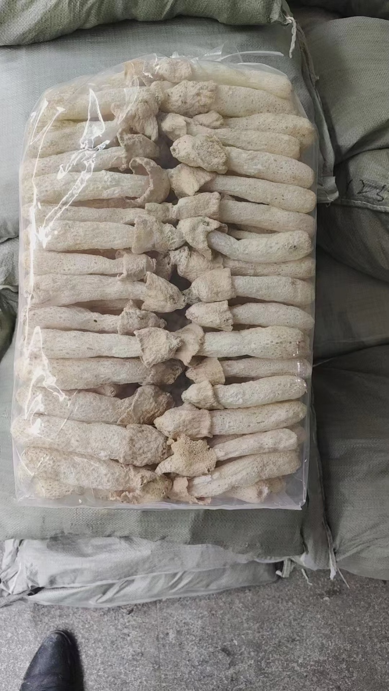 竹荪长裙菇蕾纯杆产地直销批发精选短裙烘干竹笙干货土特产