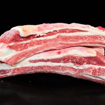牛带骨腹肉，清真，大型企业，资质齐全，经营多年，可签合同