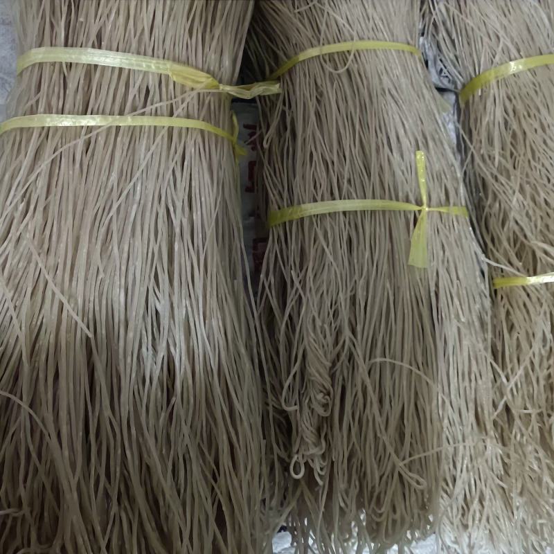 青龙自家漏的粉条纯手工制作，劲道爽滑