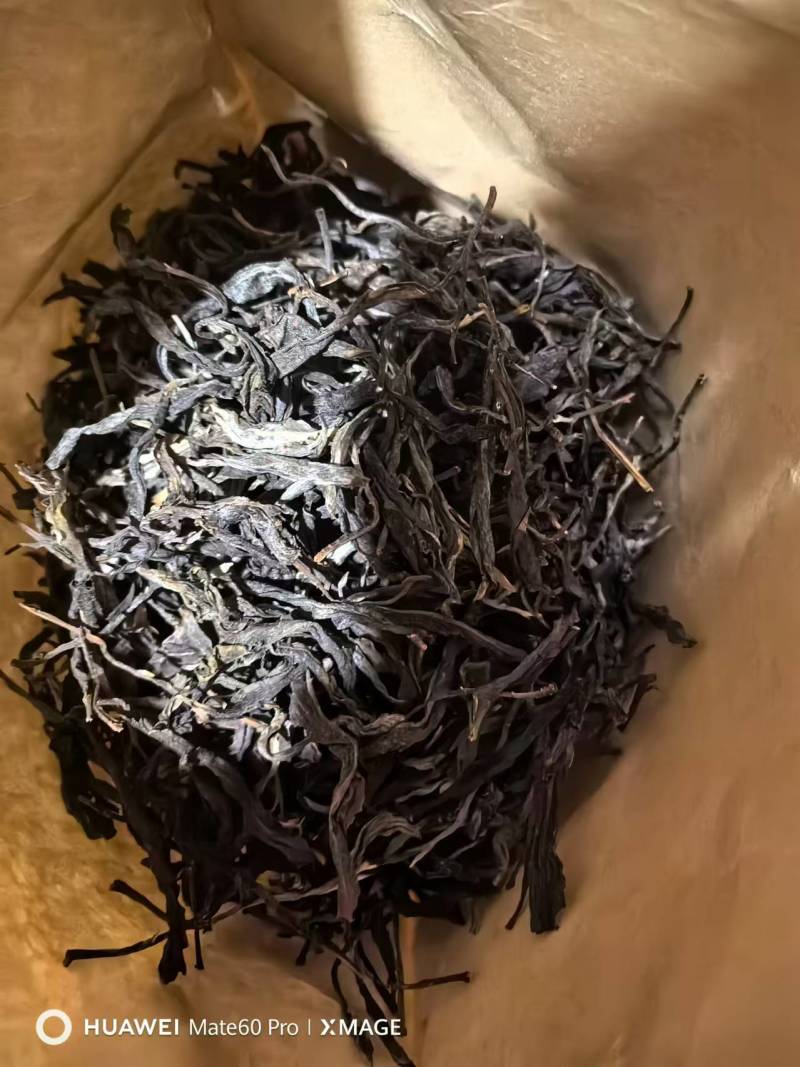 普洱古树生态茶、自产自销，茶农精心制作（年底回赠客户）