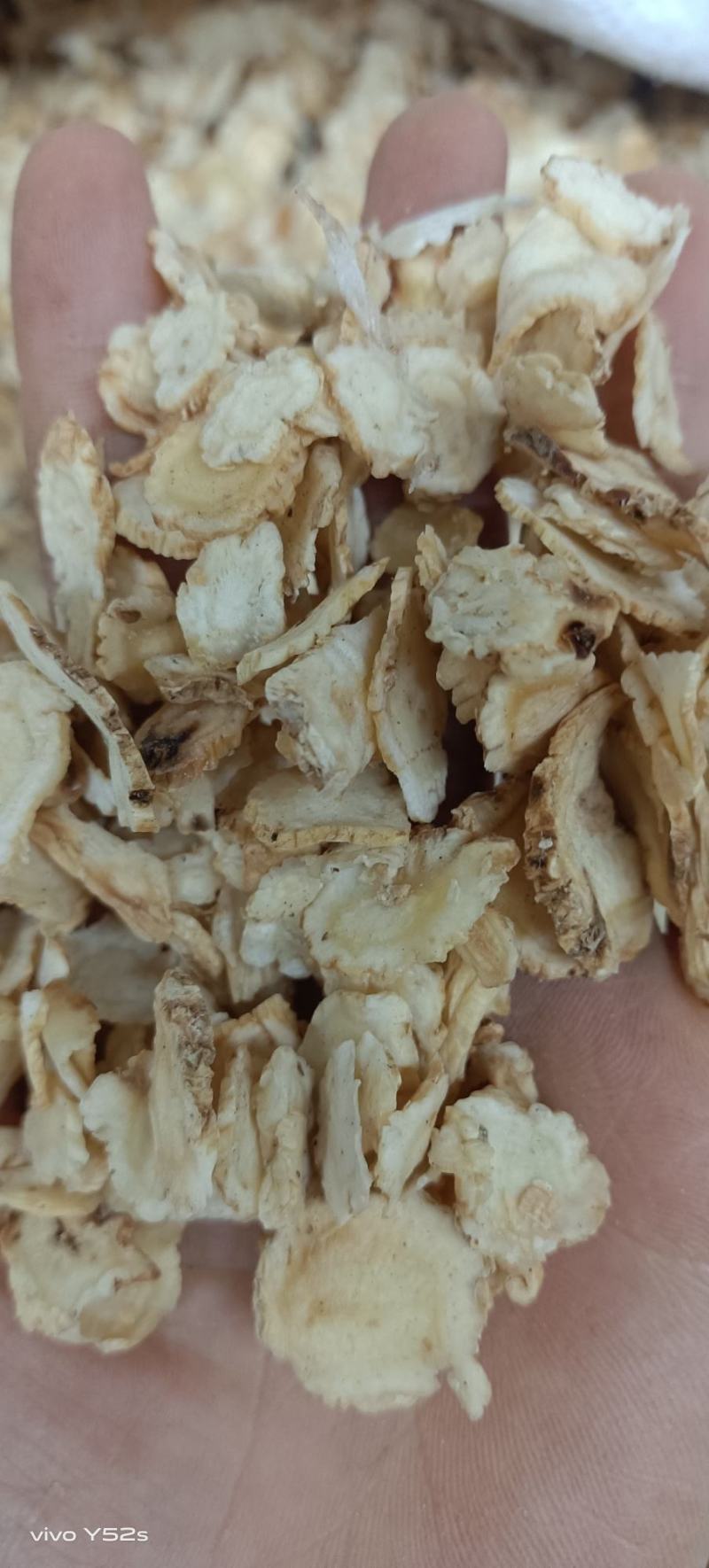 桔梗各种中药材零售批发，几千个品种有需要欢迎资讯
