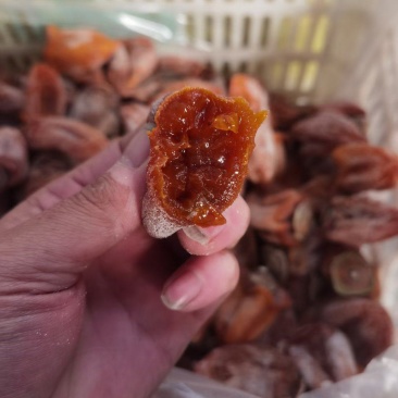 陕西省韩城市小时农家老树柿饼开始接单了，可批发，量大从优