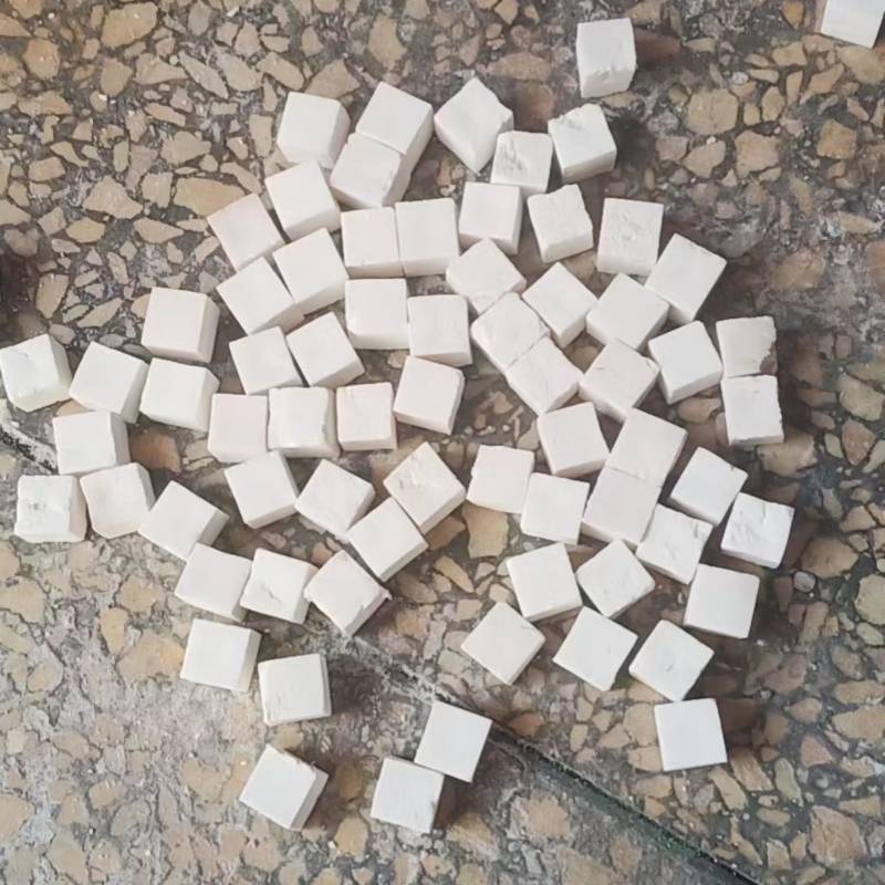 云南白茯苓特心丁，厂家直销，货品齐全，价格实惠