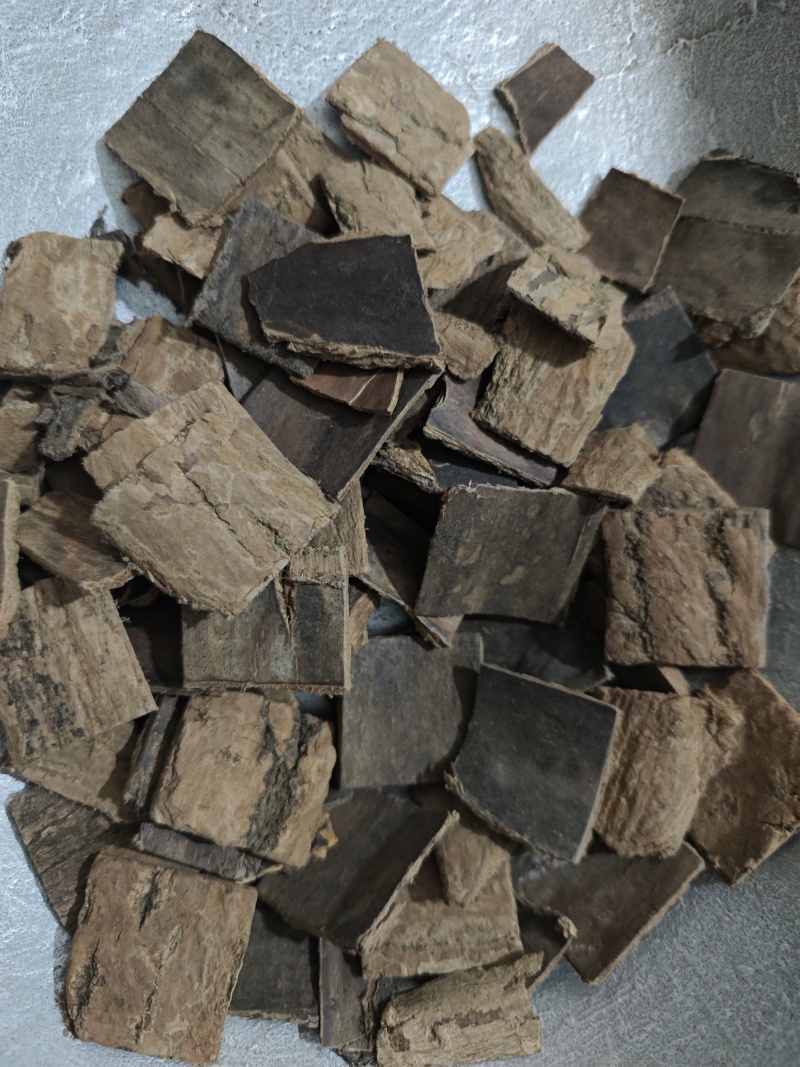 磨皮杜仲去皮杜仲选货刀工好方块欢迎下单咨询购买