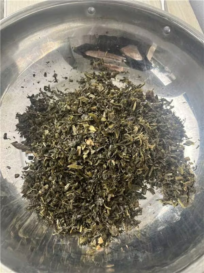 腌制雪里蕻盐菜，大量供应保证质量欢迎电话联系
