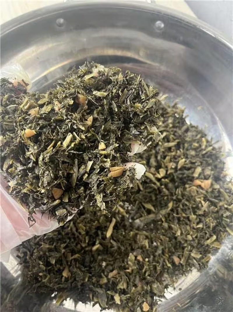 腌制雪里蕻盐菜，大量供应保证质量欢迎电话联系
