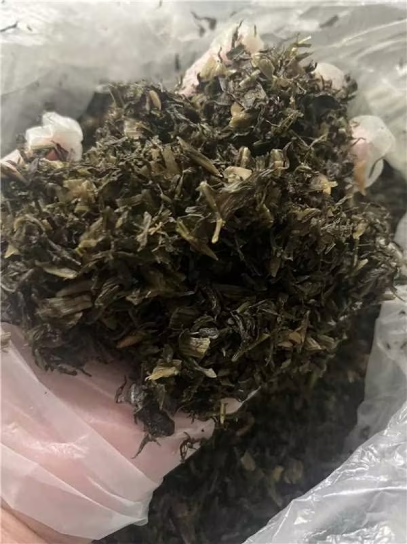 腌制雪里蕻盐菜，大量供应保证质量欢迎电话联系