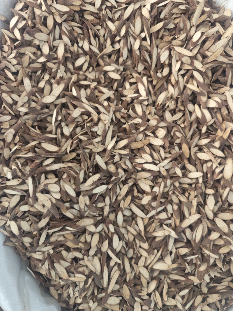 千斤拔产地一手货源，量大优惠，欢迎新老客户前来合作