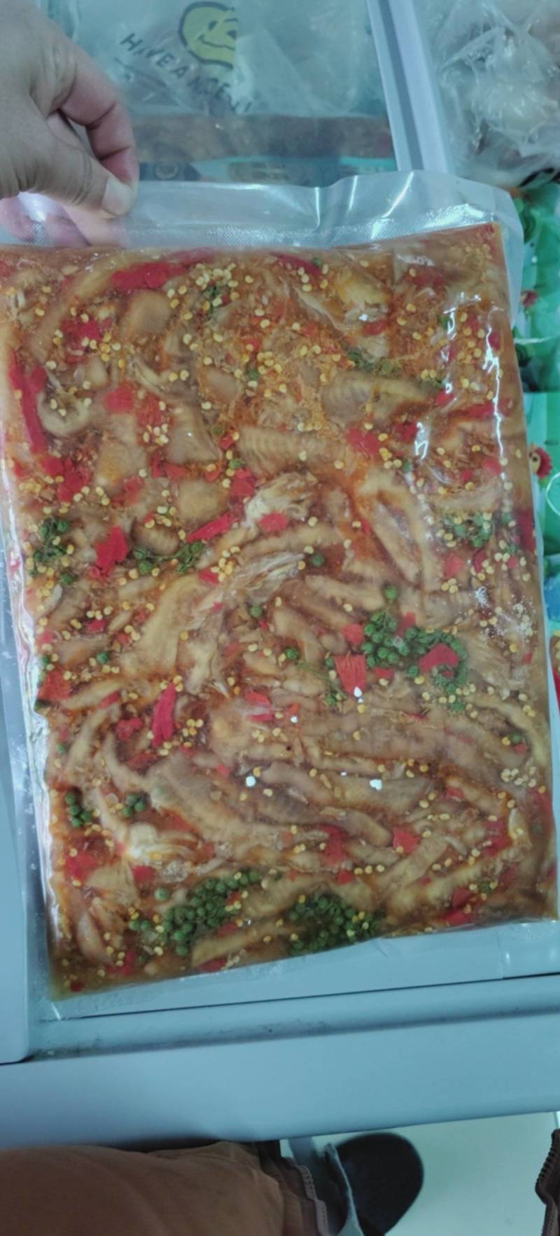 柠檬无骨鸡爪香辣鸡爪麻辣藤椒鸡爪展会地摊门店商用超市