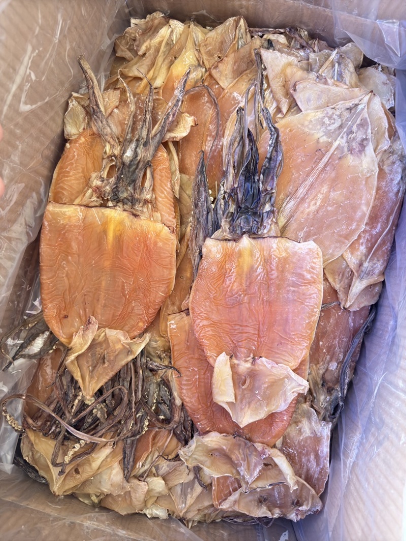 鱿鱼干货批发纯淡干足干8-10条一斤20斤一箱
