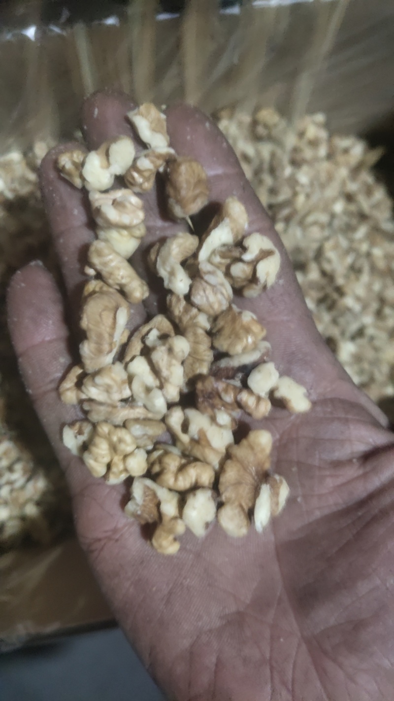 25年新货坚果干果，产地直供各种规格核桃仁，可视频看货