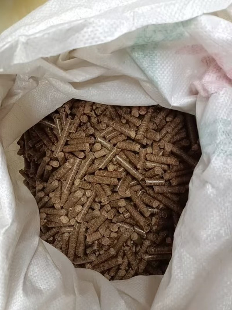 环保生物颗粒热值高，有小包，吨包，散料，厂家直销，