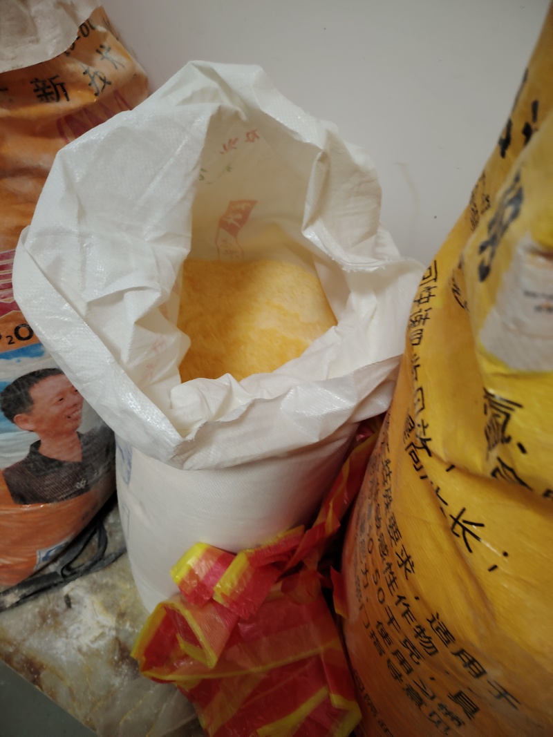 农家精粮，玉米剥皮糁，