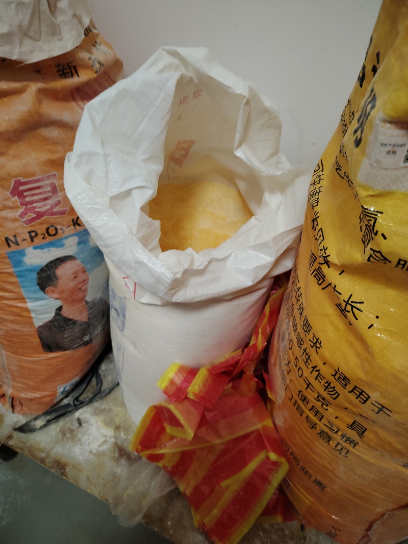 农家精粮，玉米剥皮糁，