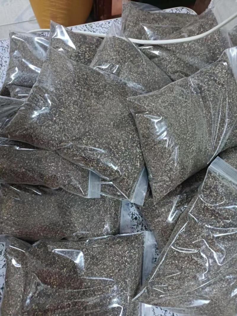 包邮精品黑胡椒大量供应，安徽亳州发货，支持免费打粉。