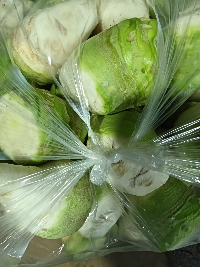 四川大头菜大量上市可以走挂车机洗大头菜泥大头菜