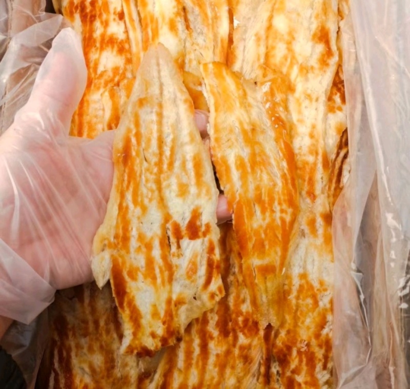 烤鱼片碳烤鳕鱼片休闲小零食电商对接代发全国市场价格优惠
