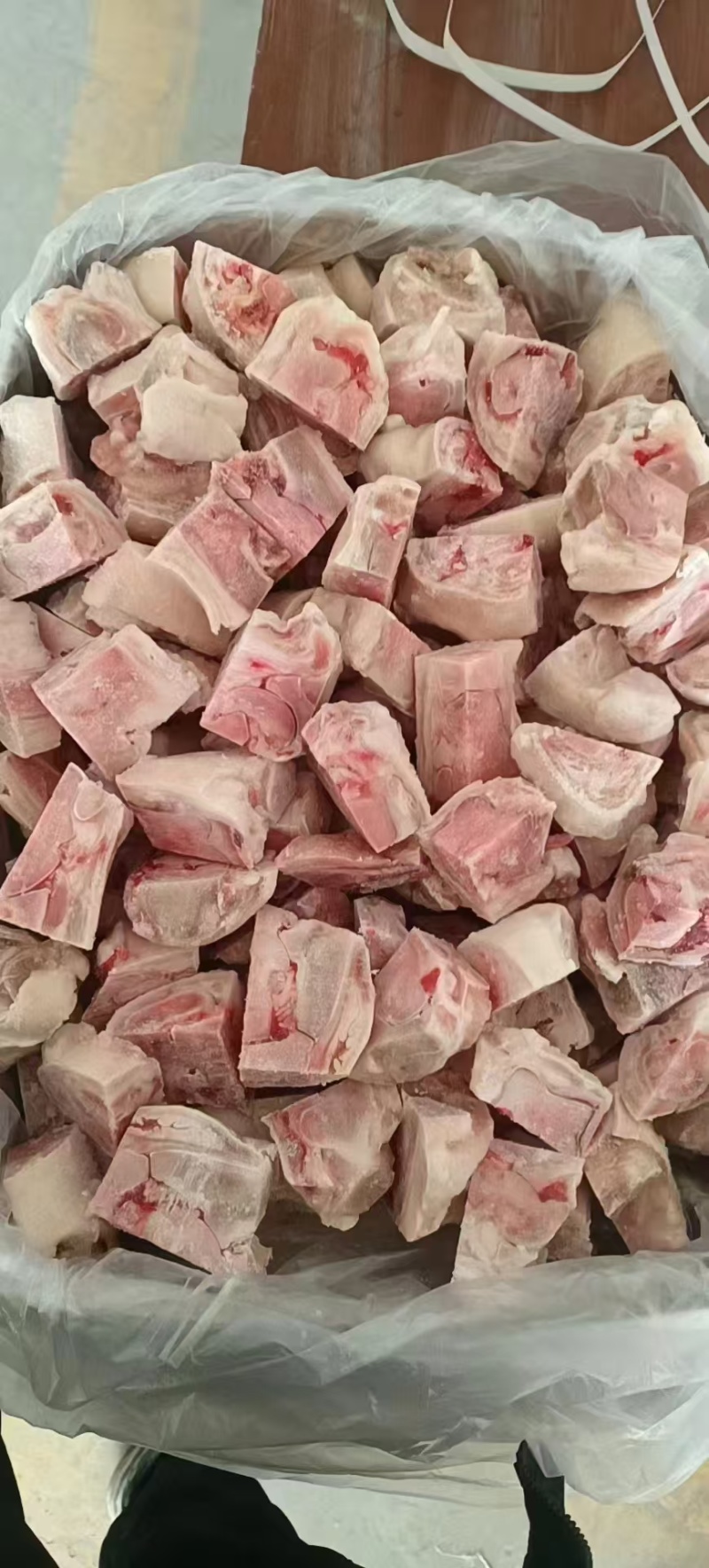 猪蹄块颈骨块火烧蹄块脚圈肋排块。纯干货。做猪脚饭的商家看过来