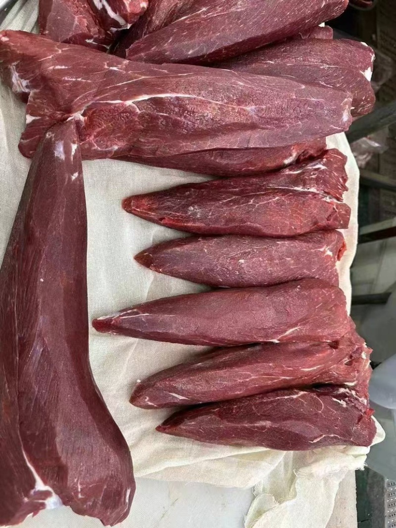 辣椒肉，公牛，前肩肉，纯干精修无油，瘦度高口感嫩