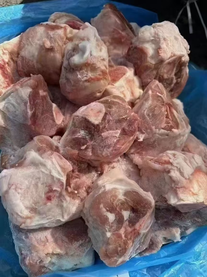 去皮先小肘子