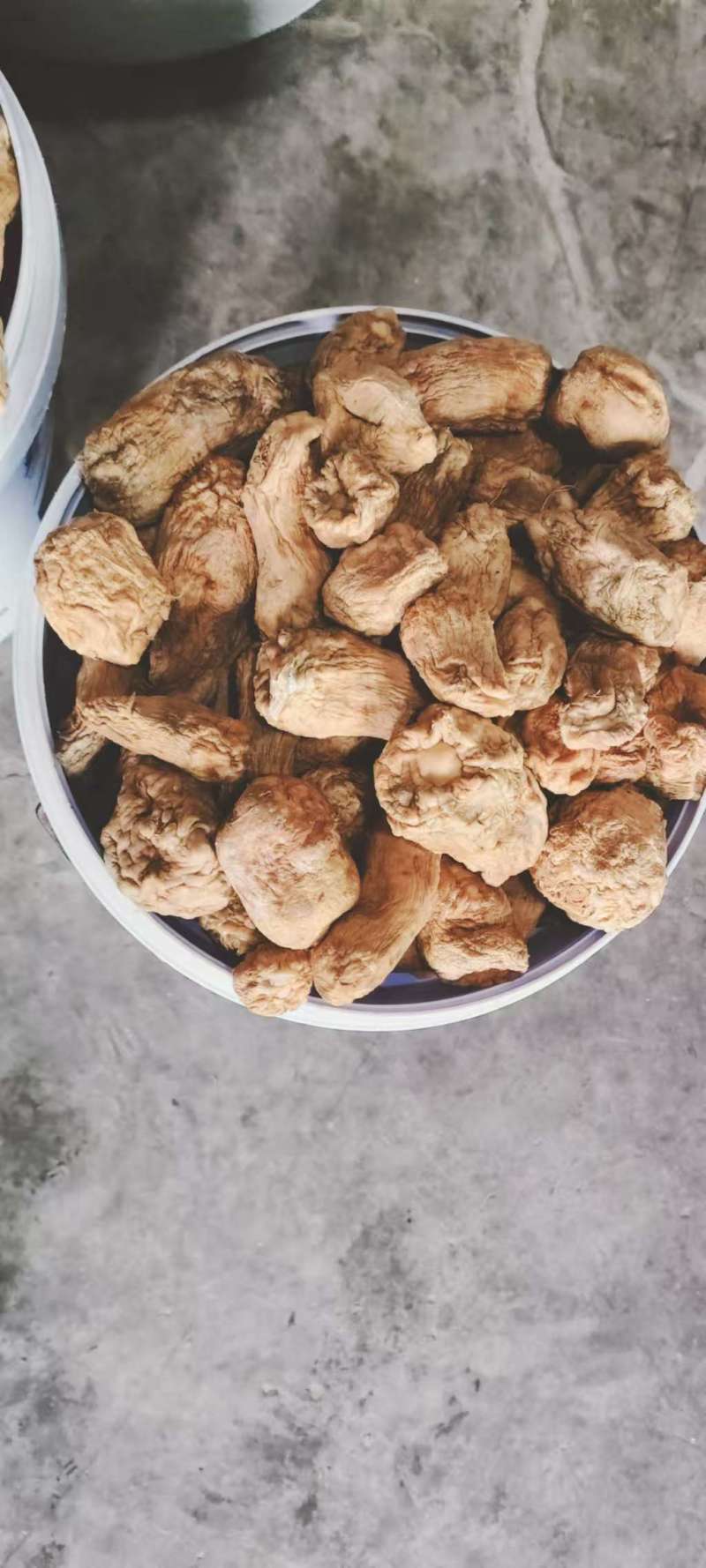 供应风干手工大头菜口感酥脆，有嚼劲，纯手工制作，大量接单