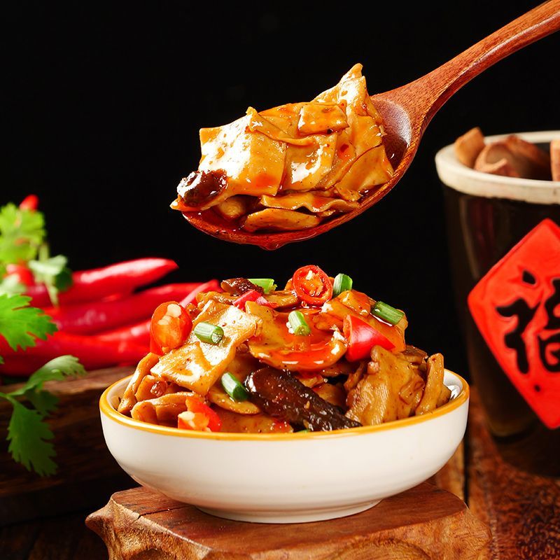 麻辣香菇豆干零食小吃五香味豆腐干辣条休闲零食批发散装小包