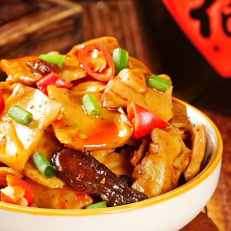 麻辣香菇豆干零食小吃五香味豆腐干辣条休闲零食批发散装小包